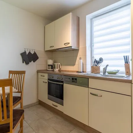 Doppelhaushaelfte In St Peter-ording *